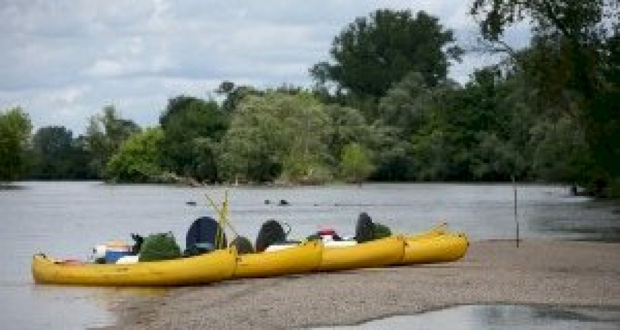Descent of the Loire in canoe